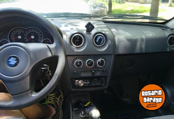 Autos - Suzuki Fun 1.4 2010 Nafta 139000Km - En Venta