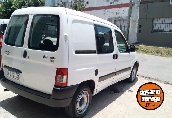Utilitarios - Citroen Berlingo 2018 Nafta 110000Km - En Venta