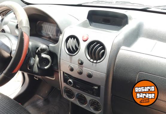 Utilitarios - Citroen Berlingo 2018 Nafta 110000Km - En Venta