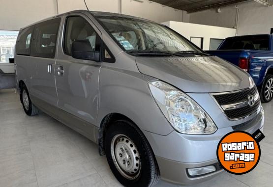 Utilitarios - Hyundai TRANSPORTE DE PASAJEROS 2011 Diesel 100667Km - En Venta