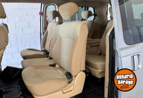 Utilitarios - Hyundai TRANSPORTE DE PASAJEROS 2011 Diesel 100667Km - En Venta
