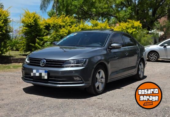 Autos - Volkswagen Vento 2017 Nafta 93000Km - En Venta