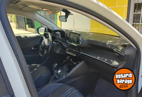 Autos - Peugeot 208 2021 Nafta 72000Km - En Venta