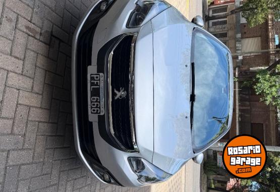 Autos - Peugeot 308 2015 Nafta 45000Km - En Venta