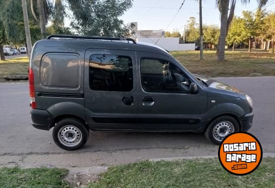 Utilitarios - Renault Kangoo 2014 Nafta 137700Km - En Venta