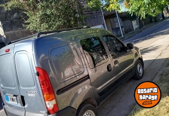 Utilitarios - Renault Kangoo 2014 Nafta 137700Km - En Venta