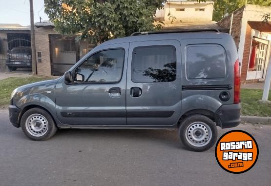 Utilitarios - Renault Kangoo 2014 Nafta 137700Km - En Venta