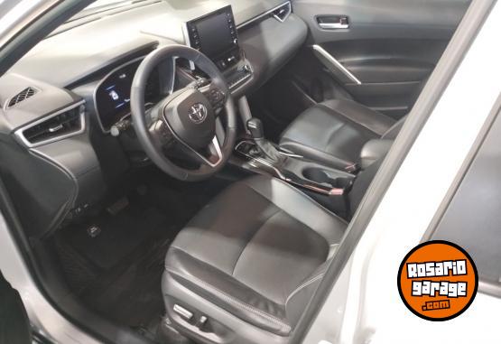 Autos - Toyota Corolla Cross SEG Nafta 2023 Nafta 10050Km - En Venta
