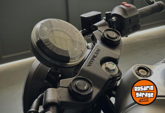 Motos - Husqvarna Vitpilen 401 2021 Nafta 4100Km - En Venta