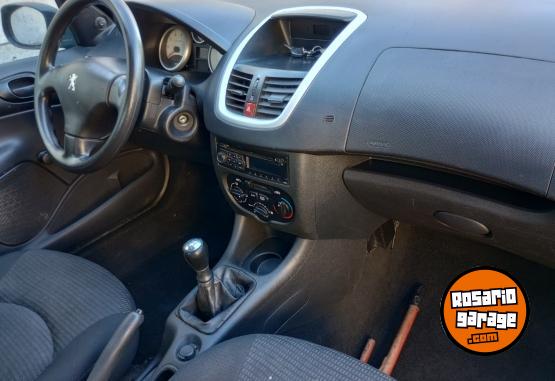 Autos - Peugeot Peugeot 207 2015 GNC 147000Km - En Venta