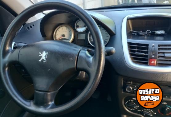 Autos - Peugeot Peugeot 207 2015 GNC 147000Km - En Venta
