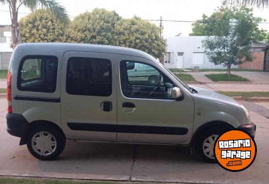 Utilitarios - Renault Kangoo 2013 Nafta 126500Km - En Venta