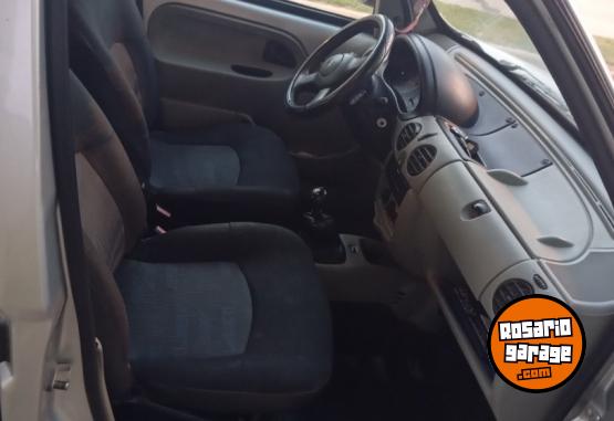 Utilitarios - Renault Kangoo 2013 Nafta 126500Km - En Venta