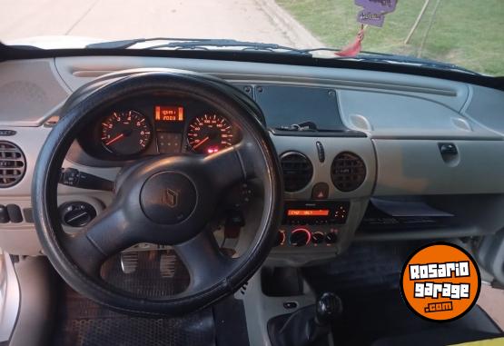 Utilitarios - Renault Kangoo 2013 Nafta 126500Km - En Venta
