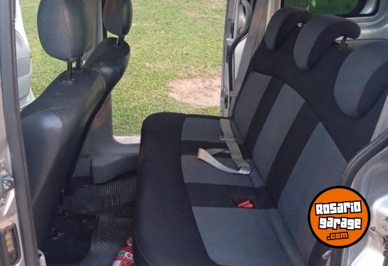 Utilitarios - Renault Kangoo 2013 Nafta 126500Km - En Venta