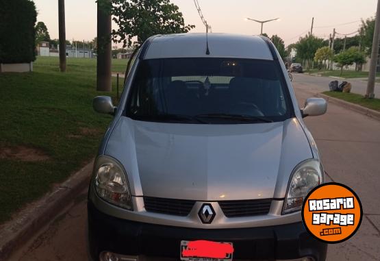Utilitarios - Renault Kangoo 2013 Nafta 126500Km - En Venta