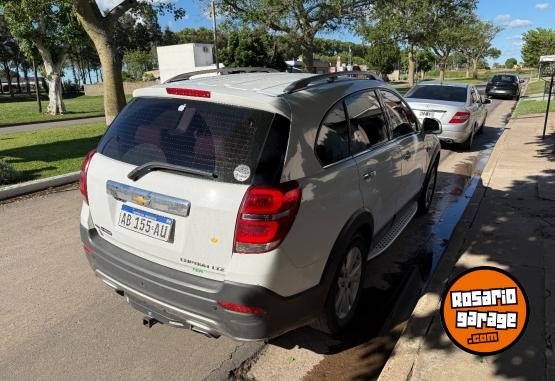 Camionetas - Chevrolet Captiva 2017 Diesel 155000Km - En Venta