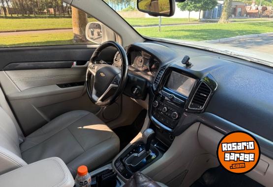 Camionetas - Chevrolet Captiva 2017 Diesel 155000Km - En Venta