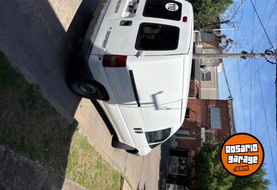 Utilitarios - Peugeot Expert 2001 Nafta 111111Km - En Venta