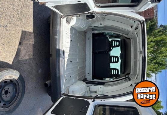 Utilitarios - Peugeot Expert 2001 Nafta 111111Km - En Venta