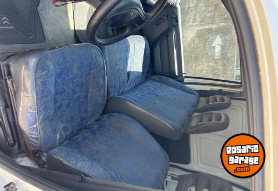 Utilitarios - Peugeot Expert 2001 Nafta 111111Km - En Venta