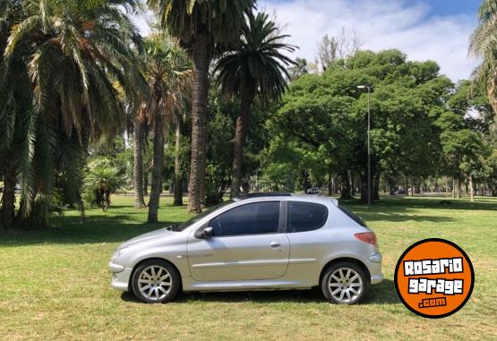 Autos - Peugeot 206 QUIKSILVER 2006 Nafta 180000Km - En Venta