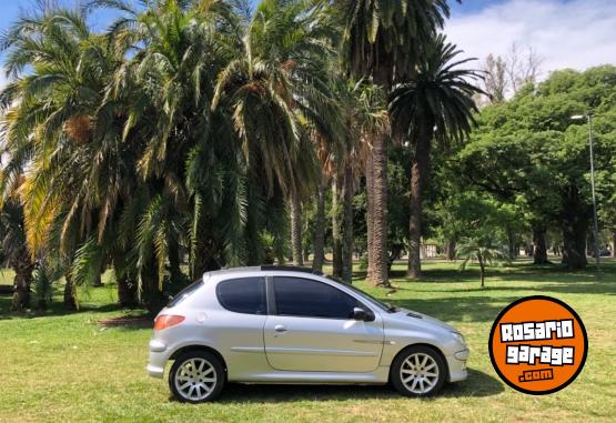 Autos - Peugeot 206 QUIKSILVER 2006 Nafta 180000Km - En Venta