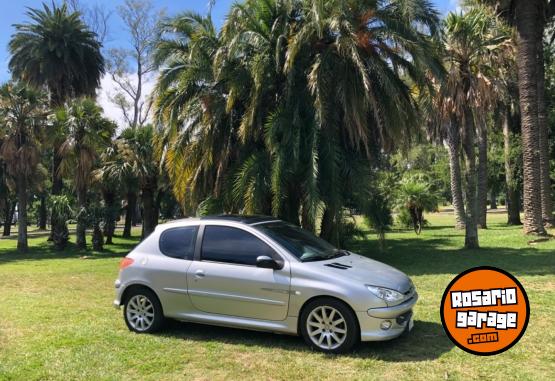 Autos - Peugeot 206 QUIKSILVER 2006 Nafta 180000Km - En Venta