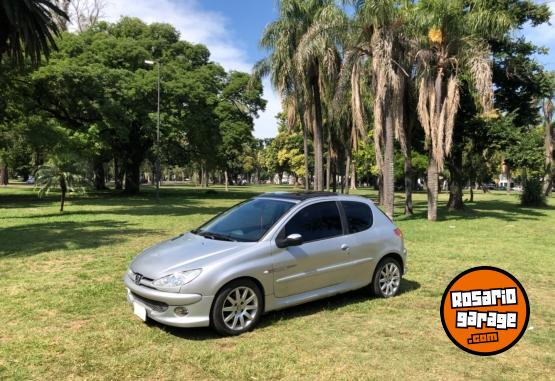 Autos - Peugeot 206 QUIKSILVER 2006 Nafta 180000Km - En Venta