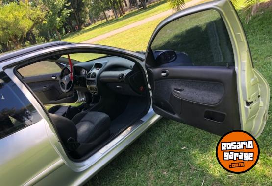 Autos - Peugeot 206 QUIKSILVER 2006 Nafta 180000Km - En Venta