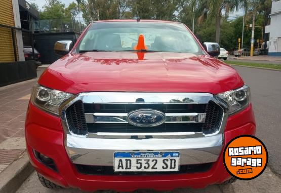 Camionetas - Ford Ranger XLS 2019 Diesel 147000Km - En Venta