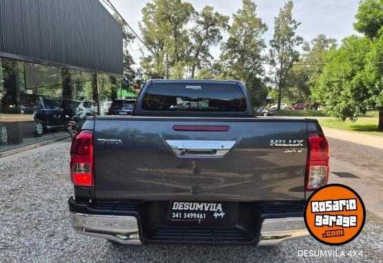 Camionetas - Toyota HILUX 2.8 SRV 2017 Diesel 150000Km - En Venta