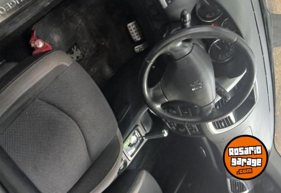 Autos - Peugeot 207 XT 2010 Nafta 76000Km - En Venta