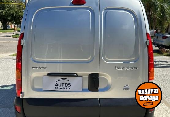 Utilitarios - Renault Kangoo confort 1.6 2018 Nafta 120000Km - En Venta