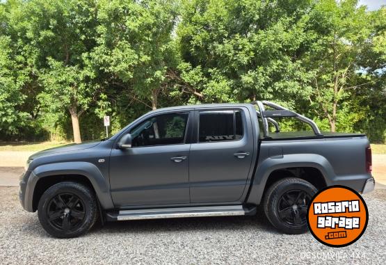 Camionetas - Volkswagen AMAROK 4X4 HIGHLINE AT 2020 Diesel 100000Km - En Venta