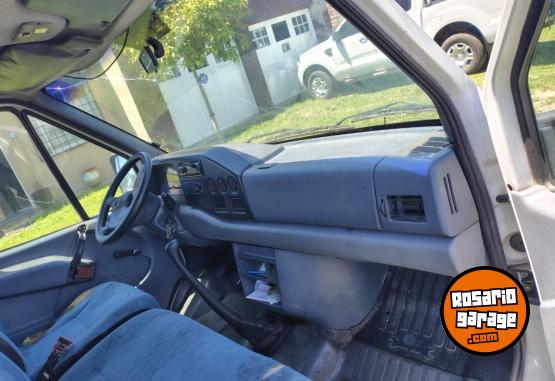 Camionetas - Mercedes Benz Speinter 1998 Diesel 280000Km - En Venta