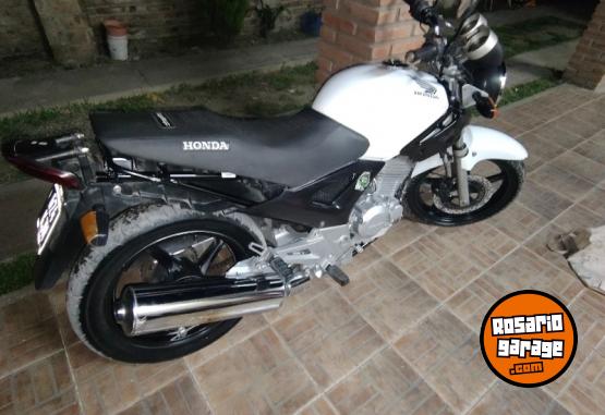 Motos - Honda Tuister 2014 Nafta 24091Km - En Venta