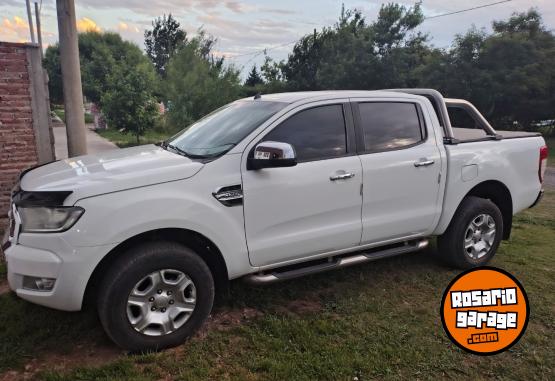 Camionetas - Ford Ranger xlt 2017 Diesel 140000Km - En Venta