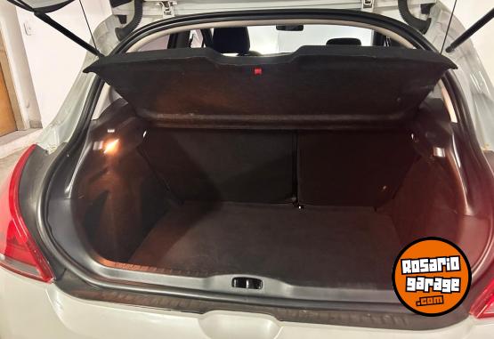 Autos - Peugeot 308 Allure Pack 2018 Nafta 74642Km - En Venta