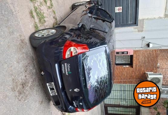 Autos - Renault Sandero 2010 Nafta 200Km - En Venta