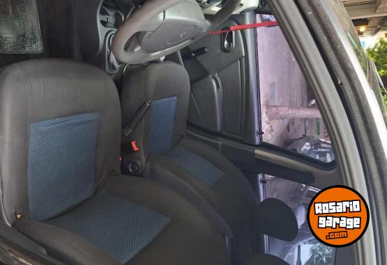 Autos - Renault Sandero 2010 Nafta 200Km - En Venta