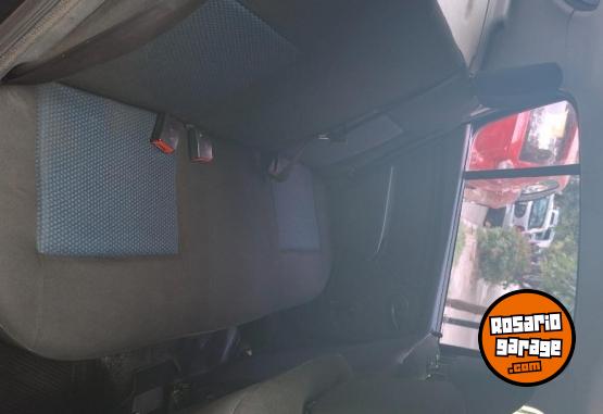 Autos - Renault Sandero 2010 Nafta 200Km - En Venta