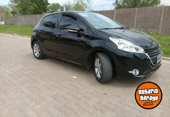 Autos - Peugeot 208 allure 2015 GNC 108000Km - En Venta