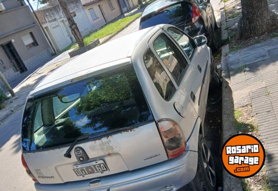 Autos - Chevrolet Corsa 2000 GNC 300000Km - En Venta