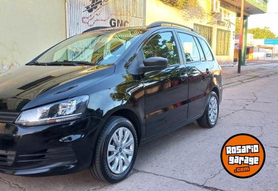 Autos - Volkswagen Suran 2015 GNC 111111Km - En Venta