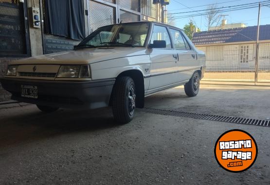 Autos - Renault 9 1996 GNC 197000Km - En Venta
