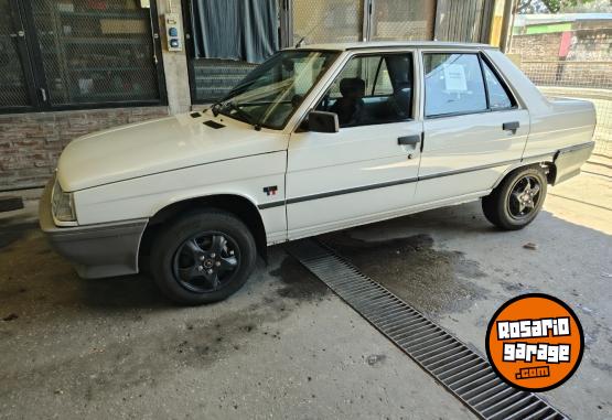 Autos - Renault 9 1996 GNC 197000Km - En Venta