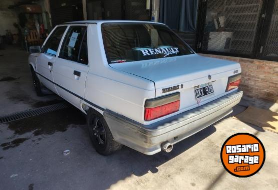 Autos - Renault 9 1996 GNC 197000Km - En Venta