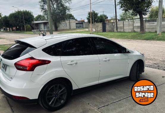 Autos - Ford Focus Se 2015 Nafta 86900Km - En Venta