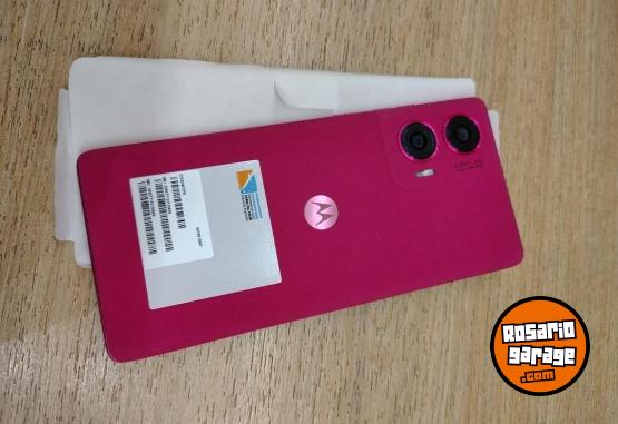 Telefonía - Celular Motorola Edge 50 Fusión Rosa - En Venta